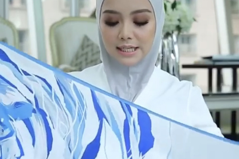 graffiti, street art, hijab, fashion, muslin, woman