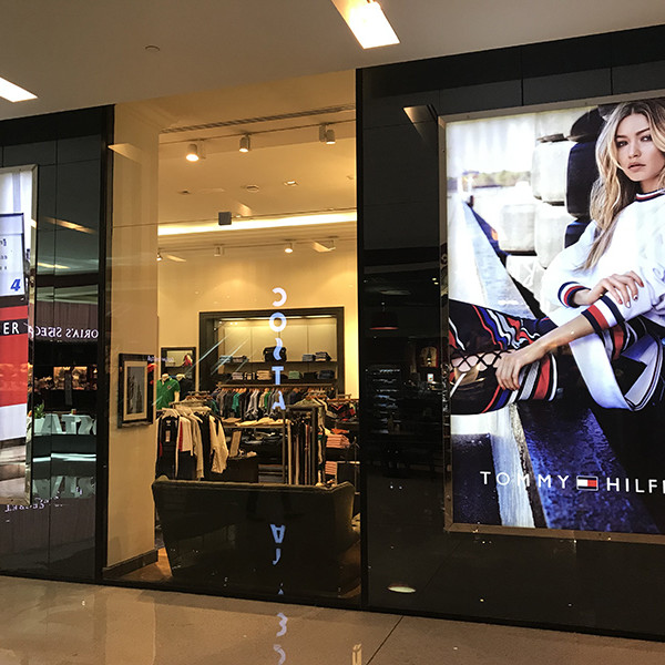 Fashion, Storefront, Dubai, store, Mall, Tommy hilfiger