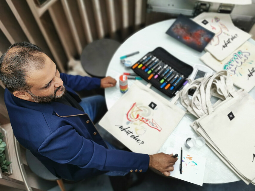 calligraphy, calligrapher, art, Dubai, Abu Dhabi, Mall, Mall of Emirates, animation, demonstration