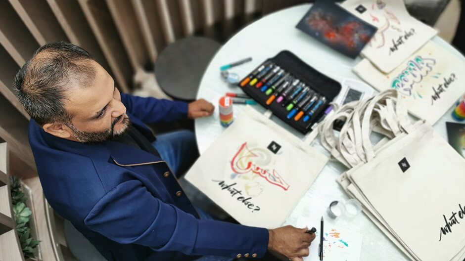 calligraphy, calligrapher, art, Dubai, Abu Dhabi, Mall, Mall of Emirates, animation, demonstration