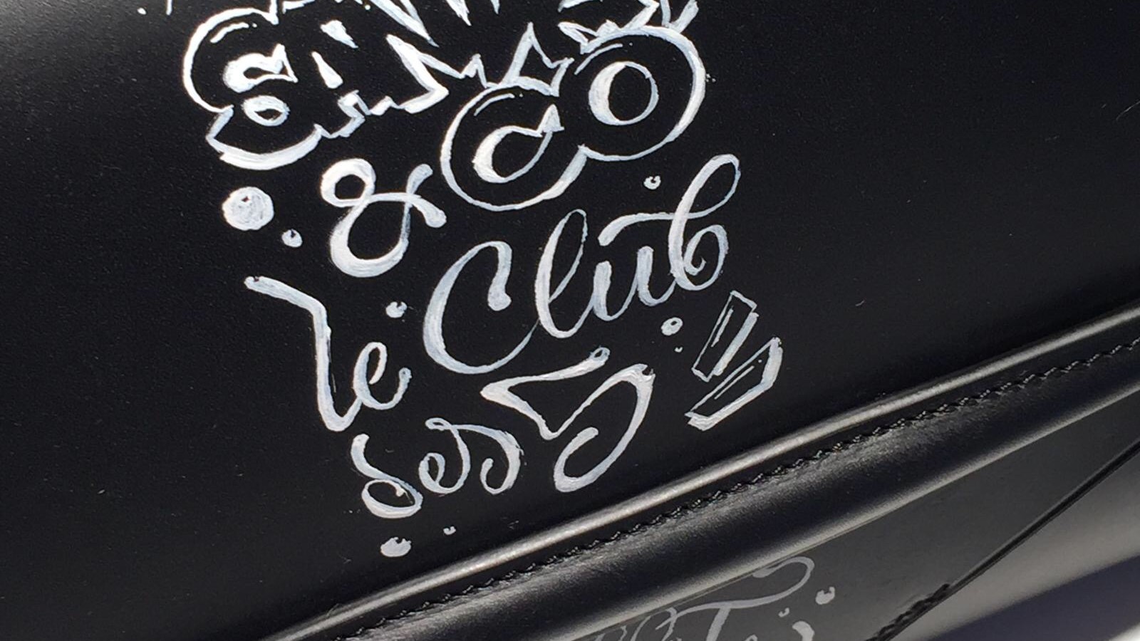 Leather, clutch, art, fashion, dubai, Vuitton,Gucci, luxury