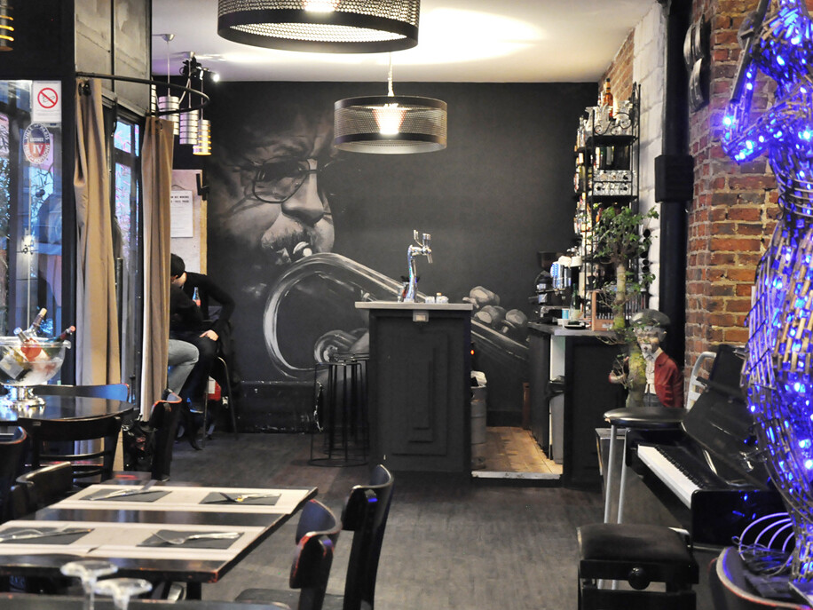 Jazz, figurative, Portrait, elegant, street art, graffiti, illustrator, art,